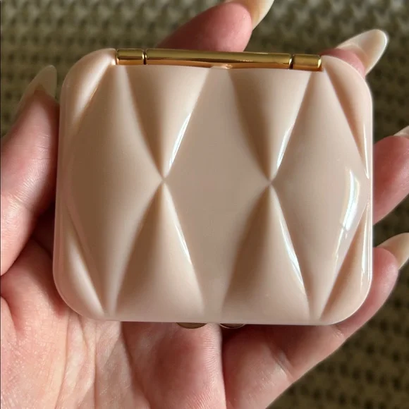 Authentic Miu Miu Pink Modern Quilted Double Sided Dual Compact Mirror - NEW - Picture 4 of 6